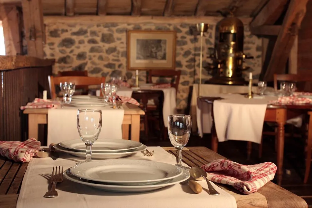 Hotel Logis - Chateau De Beauregard Saint-Girons  Saint-Girons (Ariege)